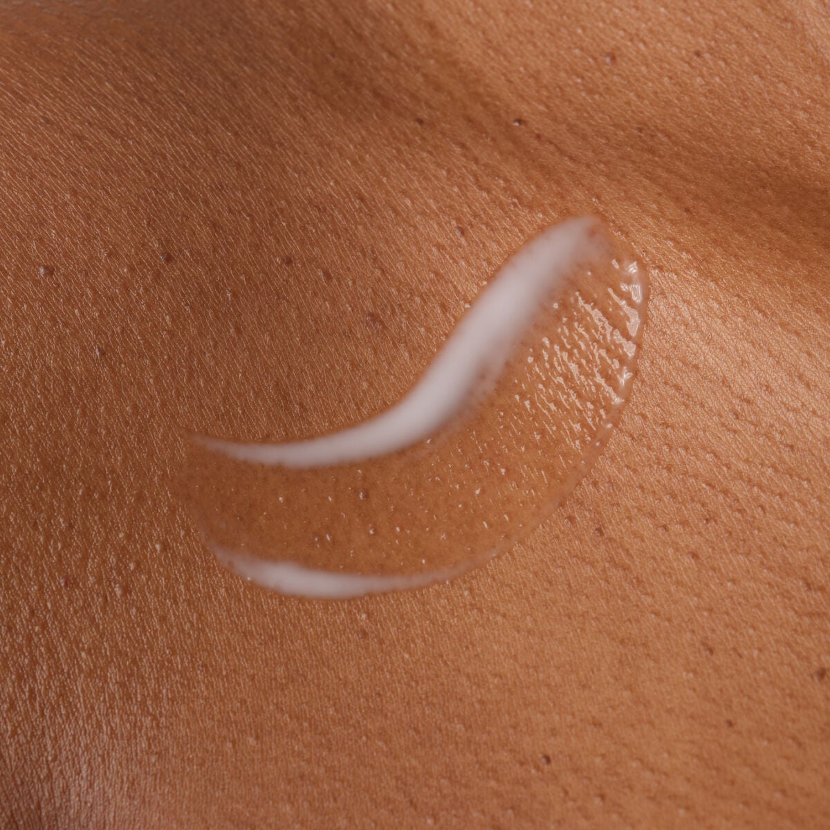 5% Face and Body Emulsion - Easy Lift